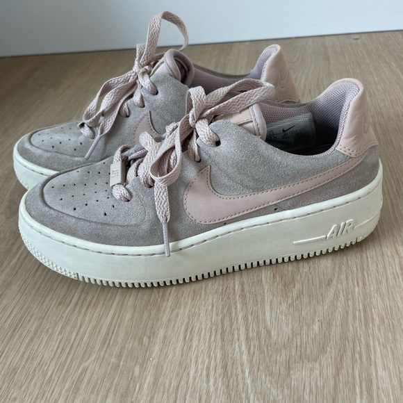 Nike Air Force 1 Sage Low 'Particle Beige & pink Size 5.5  AR5339-201 - Picture 3 of 8
